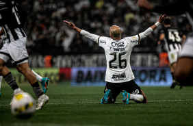 Fbio Santos em campo contra o Botafogo