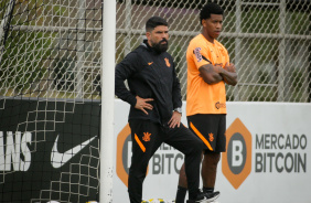 Gil e Bruno Mazziotti durante treino do Corinthians