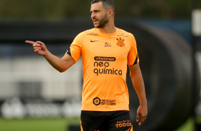 Jnior Moraes em ltimo treino do Corinthians de olho no Flamengo