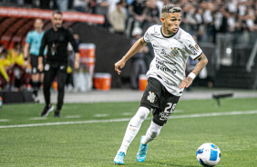 Adson durante derrota do Corinthians para o Flamengo