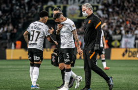 Maycon e Du Queiroz em derrota do Corinthians para o Flamengo