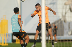 Renato Augusto em ltimo treino do Corinthians antes de encarar o Palmeiras