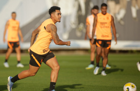 Du Queiroz em ltimo treino do Corinthians antes de encarar o Atltico-GO