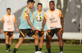 Fausto e Xavier em ltimo treino do Corinthians antes de encarar o Atltico-GO