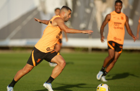 Jnior Moraes em ltimo treino do Corinthians antes de encarar o Atltico-GO