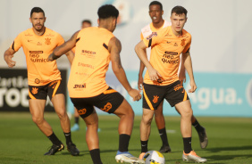 Piton e Du Queiroz em ltimo treino do Corinthians antes de encarar o Atltico-GO