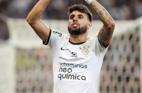 Yuri Alberto celebra gol contra o Atltico-GO