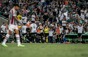 Comemorao do Corinthians com empate no Maracan