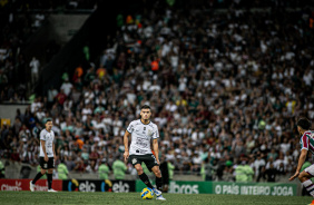 Fausto Vera em campo contra o Fluminense