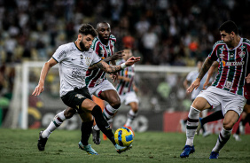 Yuri Alberto em campo contra o Fluminense