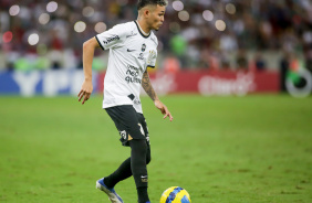 Adson em jogo do Corinthians contra o Fluminense no Maracan