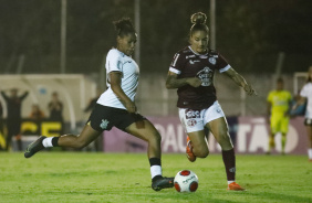 Bell foi titular do Corinthians contra a Ferroviria