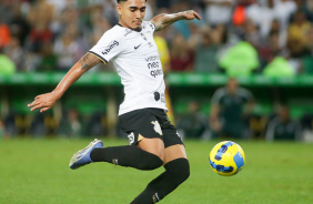 Du Queiroz foi titular do Corinthians no Maracan para encarar o Fluminense