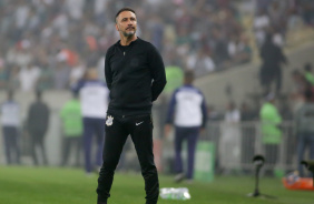 Tcnico Vtor Pereira durante duelo entre Corinthians e Fluminense pela Copa do Brasil