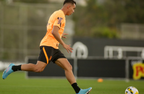 Giovane durante treino do Corinthians na tarde desta sexta-feira no CT