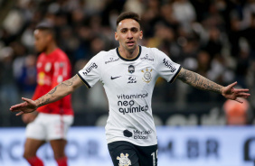 Gustavo Silva foi titular e marcou o gol da vitria do Corinthians