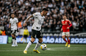 Gustavo Silva foi substitudo no segundo tempo da partida