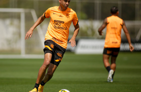Cantillo durante treino do Corinthians para o Majestoso