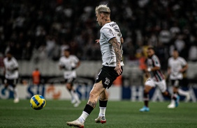 Rger Guedes foi titular do Corinthians contra o Fluminense