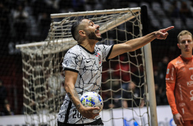 Allan durante Corinthians e Joinville pela Liga Nacional de Futsal
