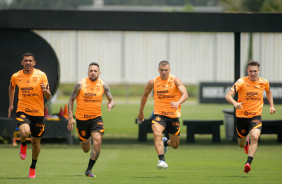 Bruno Melo, Maycon, Jnior Moraes e Lucas Piton em treino do Corinthians antes de enfrentar o Gois