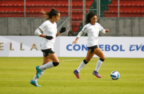 Yasmim domina em jogo contra o Deportivo Cali na Libertadores Feminina