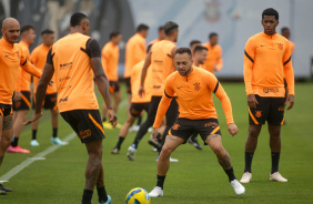 Raul Gustavo, Maycon e Gil no treino do Corinthians