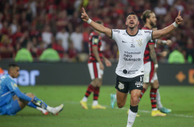 Giuliano celebra gol de empate na final da Copa do Brasil