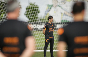 Thiago Larghi durante treino do Corinthians no CT Joaquim Grava