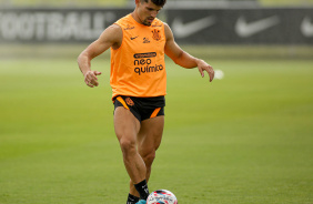 Rafael Ramos durante treino do Corinthians