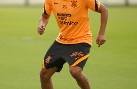 Romero durante treino do Corinthians