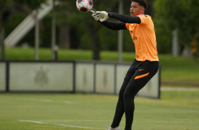 Kau durante treino do Corinthians no CT Joaquim Grava