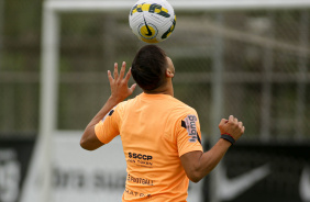 Romero durante treino do Corinthians