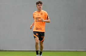 Breno Bidon em ao no treino do Corinthians