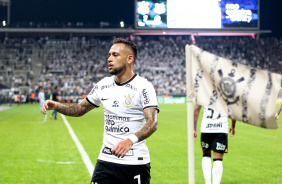 Maycon no jogo entre Corinthians e gua Santa