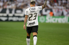 Fagner sinaliza na vitria contra o Botafogo-SP pelo Paulisto