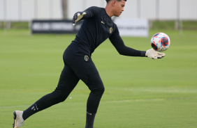 Kau em ao no treino dos profissionais do Corinthians no CT Joaquim Grava