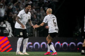 Gil e Fbio Santos em empate do Corinthians contra o Palmeiras no Paulista