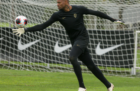 Carlos Miguel durante treino do Corinthians