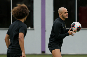 Fbio Santos durante treino do Corinthians
