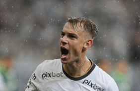 Rger Guedes celebra em empate do Corinthians com o Palmeiras no Paulisto