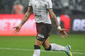Yuri Alberto celebra em empate do Corinthians com o Palmeiras no Paulisto