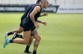 Fbio Santos em preparao no CT