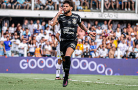 Yuri Alberto comemora gol marcado no clssico