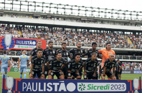 Equipe titular do Corinthians na partida contra o Santos