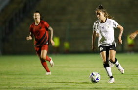 Jheniffer durante embate contra o Athletico-PR, pelo Brasileiro Feminino