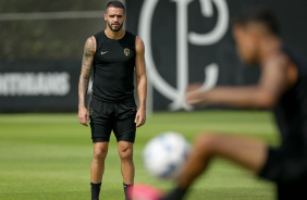 Renato Augusto em treino do Corinthians nesta quarta-feira