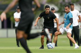 Giuliano durante jogo-treino entre Corinthians e Coritiba