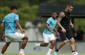 Renato Augusto durante jogo-treino entre Corinthians e Coritiba
