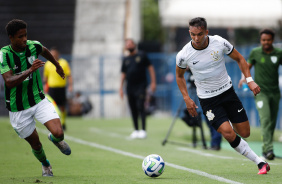 Giovane em ação no jogo do Corinthians contra o América-MG, pelo Brasileiro Sub-20